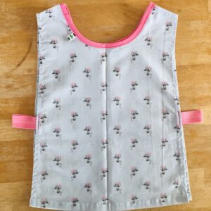 Tablier Maternelle avec Élastiques - Maman Cactus Facile à Enfiler