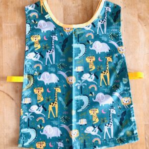 Tablier Maternelle avec Élastiques - Maman Cactus Facile à Enfiler