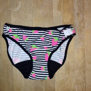 culotte menstruelle flux trad T 44 strawbsrry